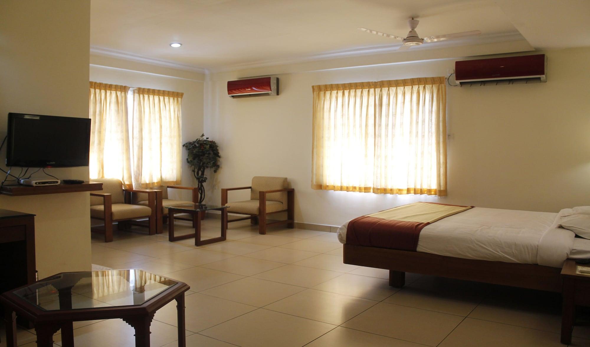 Hotel Aiswarya Kochi Extérieur photo
